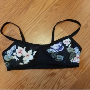 🖤🌸 Juniors Sports Bra · Black & Floral